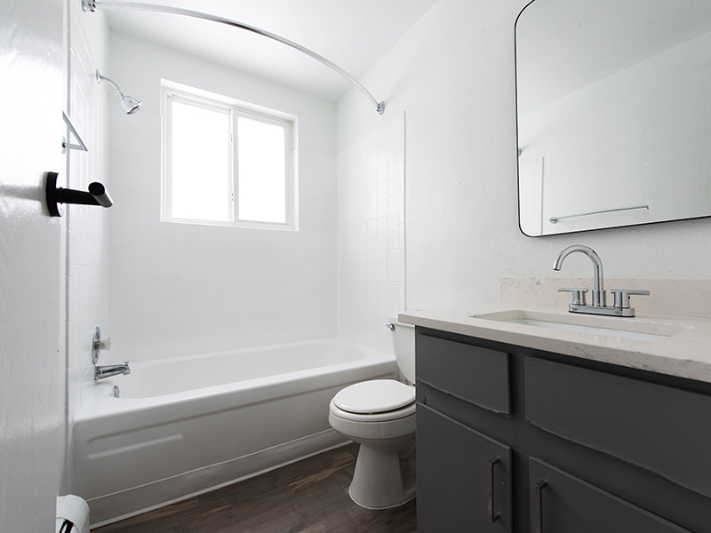 Bathroom | The Perch on 52nd