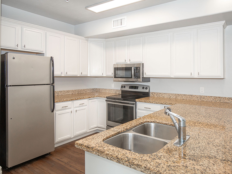 Fully Equipped Kitchen | The Hills at Renaissance