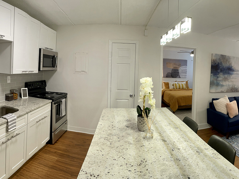 Kitchen Island | The Edge @ 401