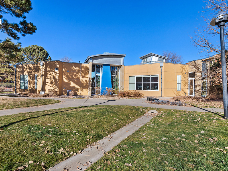 Exterior | Avantus Apartments in Denver, CO
