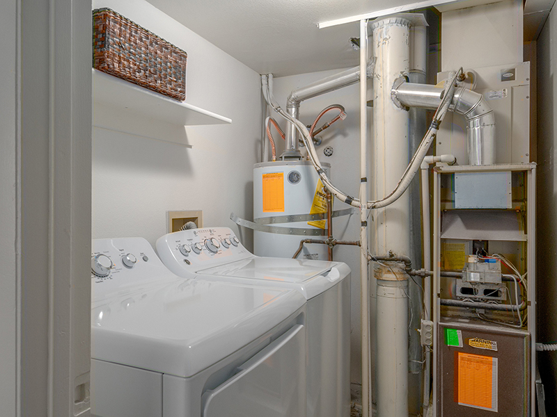 Washer & Dryer | Creekview Apartments in Midvale, UT