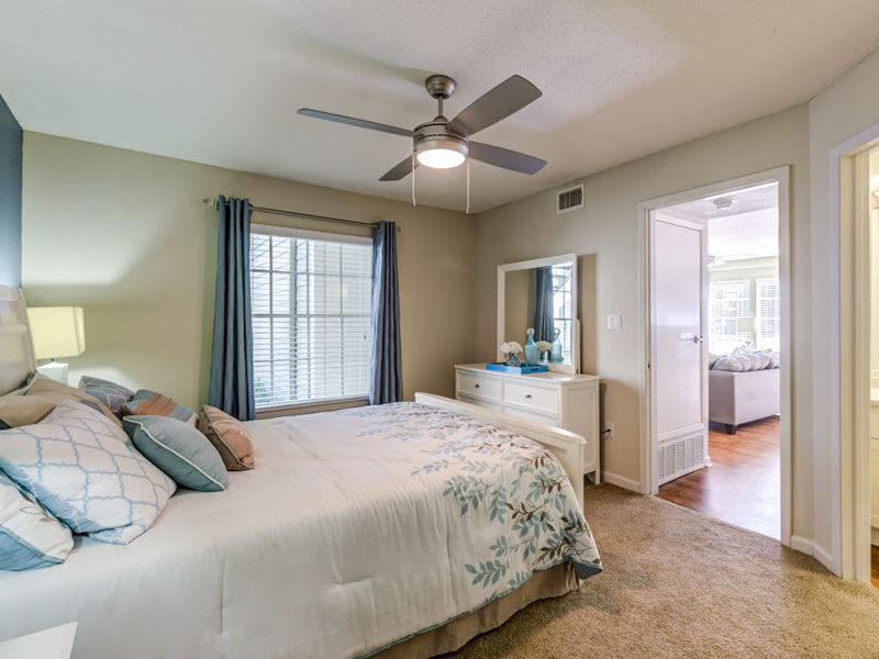 Large Bedrooms | Plantations at Pine Lakes