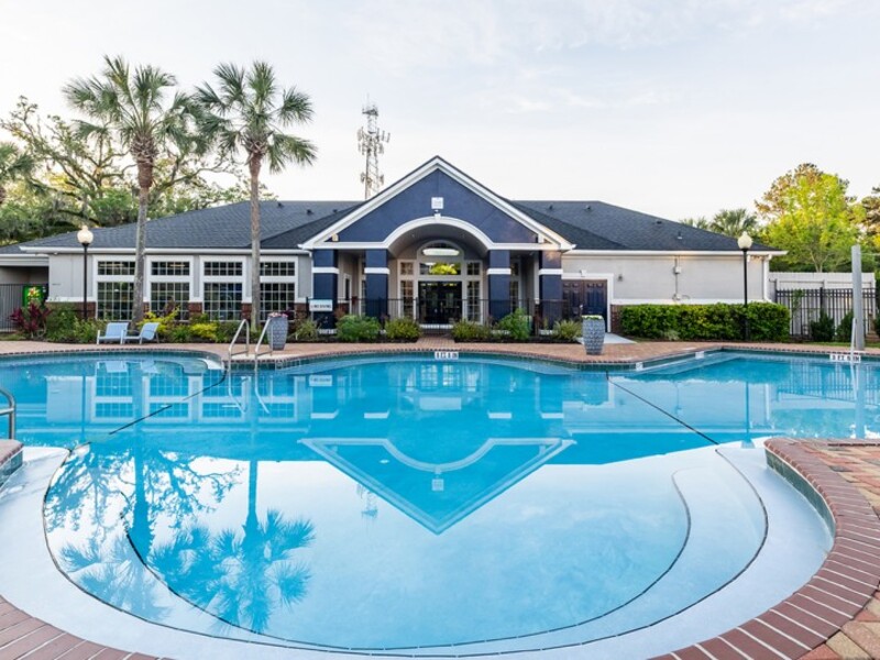 Shimmering Pool | The Social 1600 Student Living in Tallahassee, FL