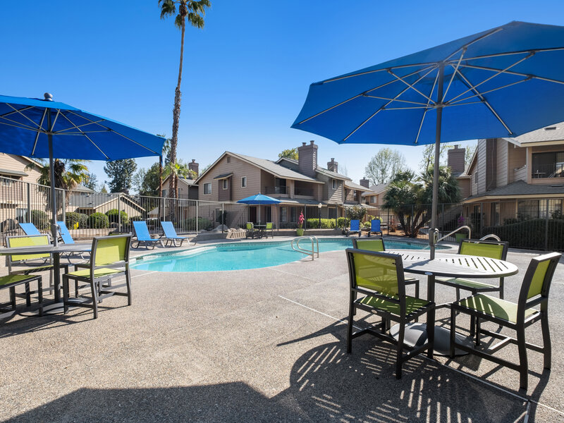 Poolside Seating | The Springs Apartments in Fresno, CA