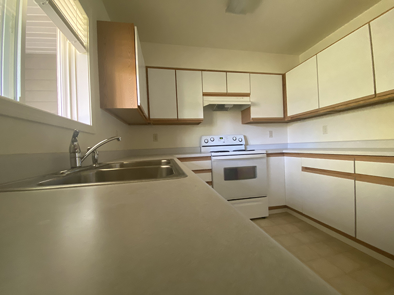 Kitchen | Blair Place Apartments in Jackson, WY