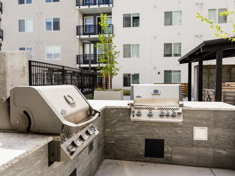 BBQ Area | Milagro Apartments