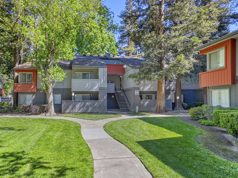 Exterior | The Vue Apartments in Sacramento, CA