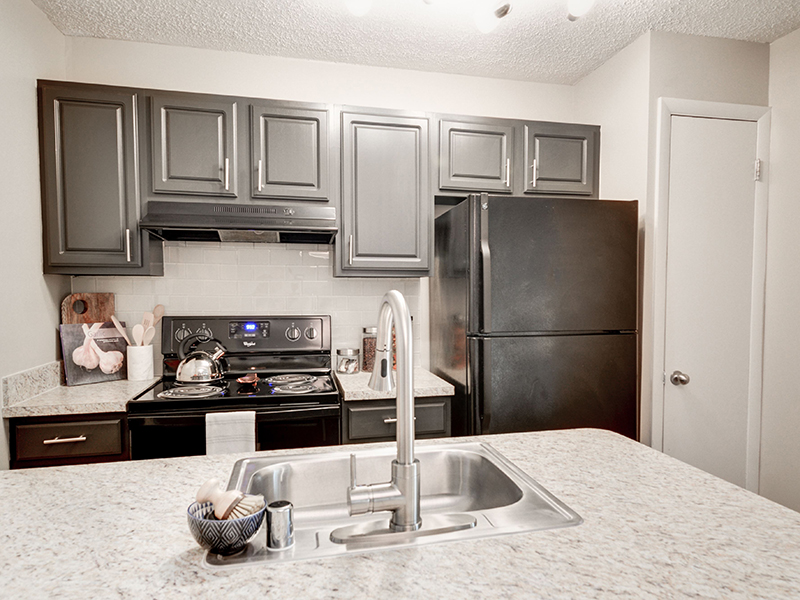 Granite Counters | The Hamilton at Kings Place