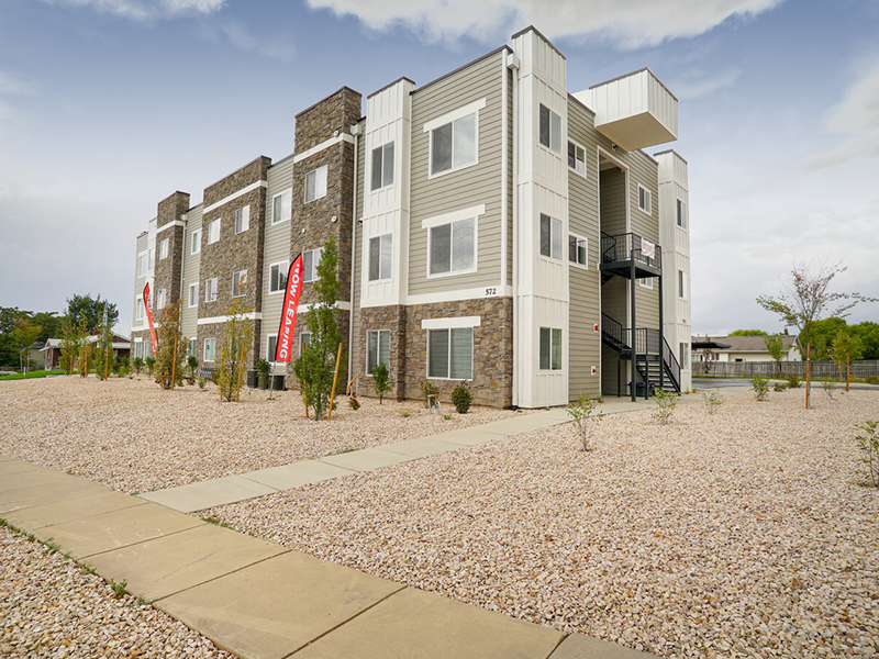 Exterior | Jaybird Apartments