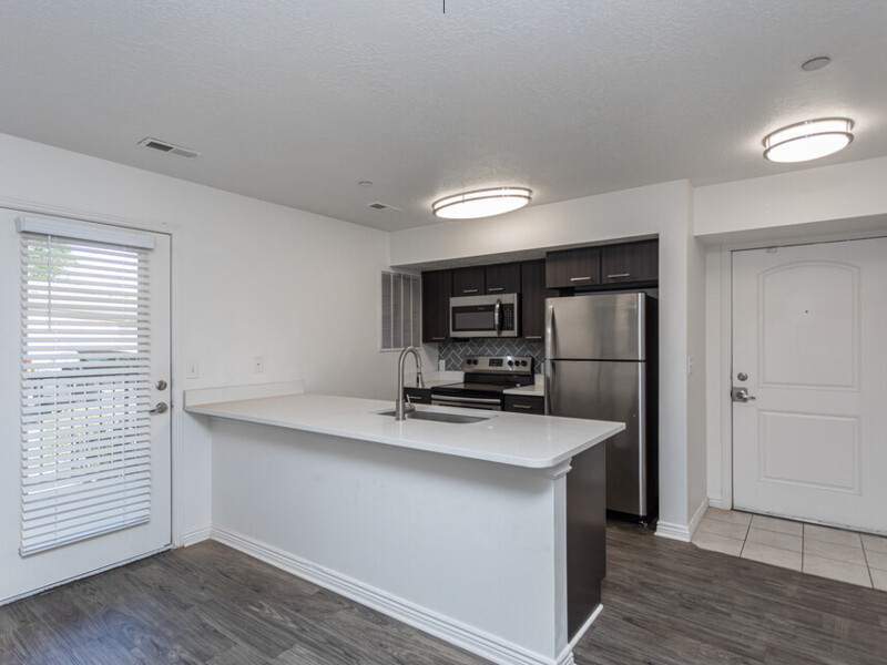 Kitchen | Ridgeview Apartments in Salt Lake City, UT