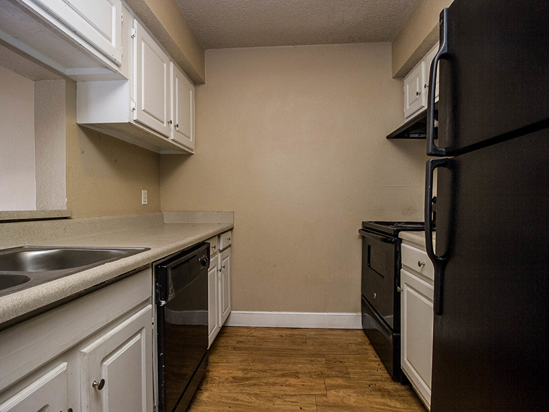 Kitchen | 060 Lofts in Lubbock, TX