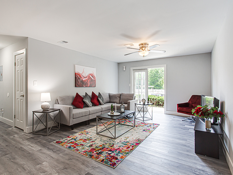 Furnished Front Room | Bridlewood Apartments in Conyers, GA