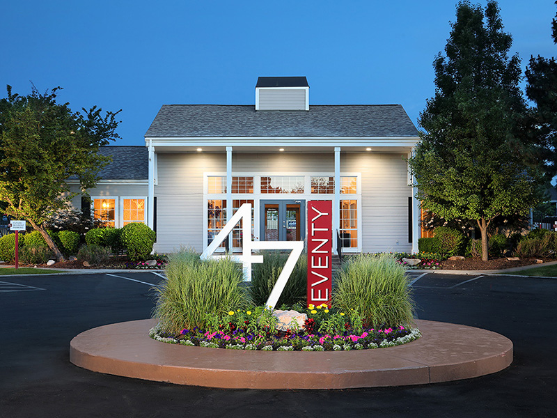 Clubhouse Exterior | 47Seventy Settler's Point
