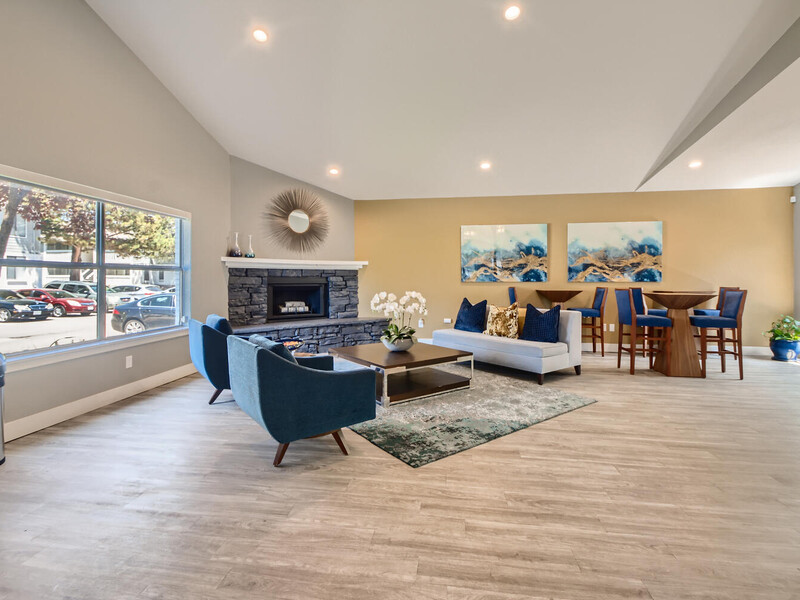 Resident Lounge Area | Preserve at City Center Apartments in Aurora, CO