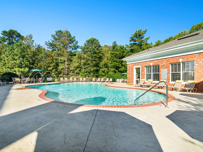 Pool | Millennium Apartments
