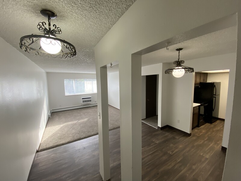 Living Room | Conquistador Apartments in Casper, WY