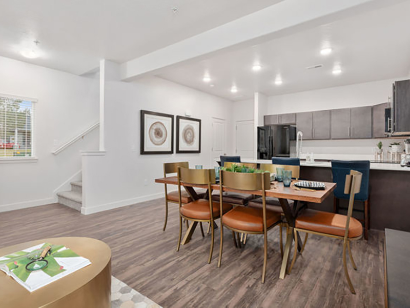 Dining Room | Diamond Ridge Townhomes in Draper, UT
