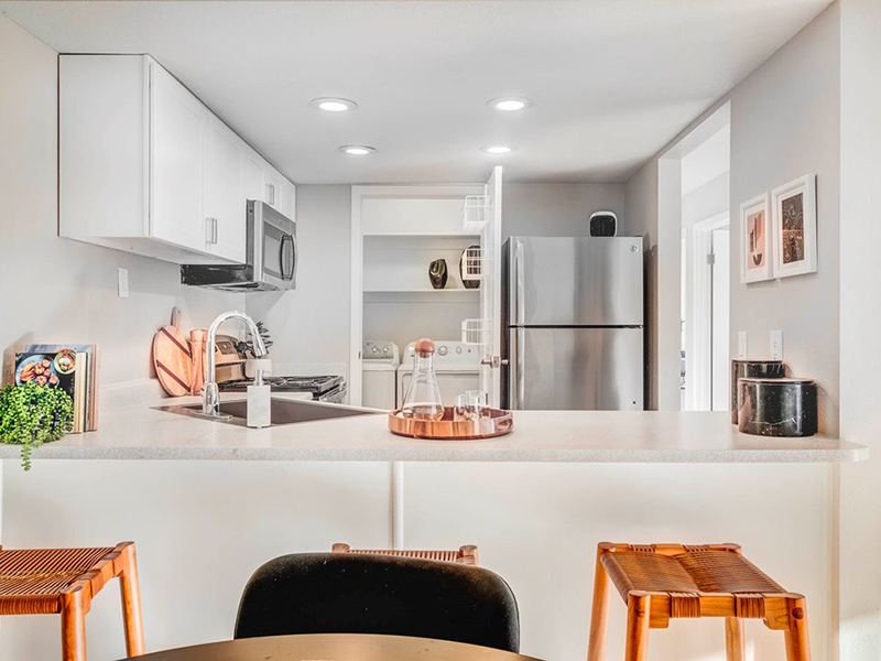 Kitchen | Santa Fe at Cottonwood Apartments in Cottonwood Heights, UT