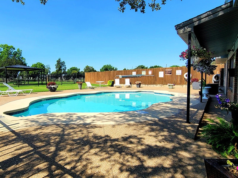 Swimming Pool | Gazebo Apartments in Denton, TX