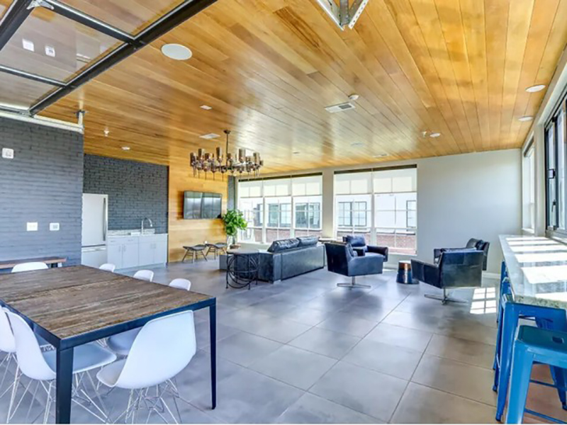 Lounge | Station 324 Apartments in Columbus, OH