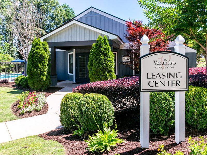 Clubhouse Exterior | Verandas at Rocky Ridge