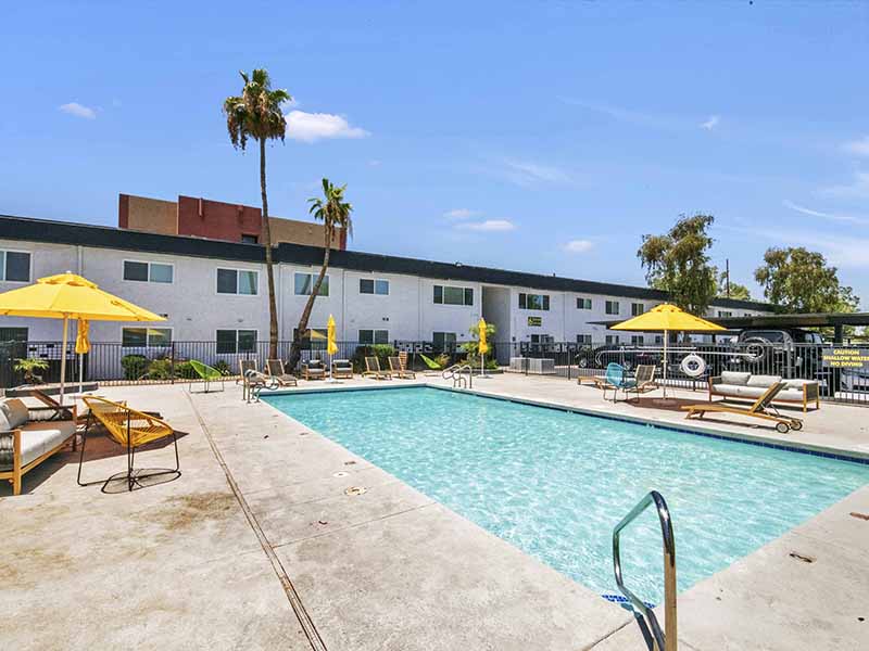 Pool | 454 West Brown Apartments
