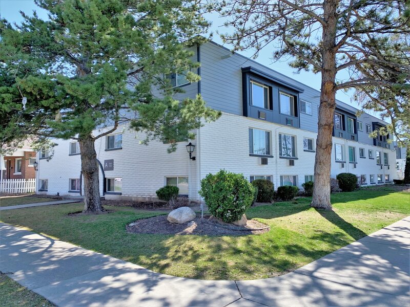 Apartments Near Me | River Rock Apartments in Salt Lake City, UT