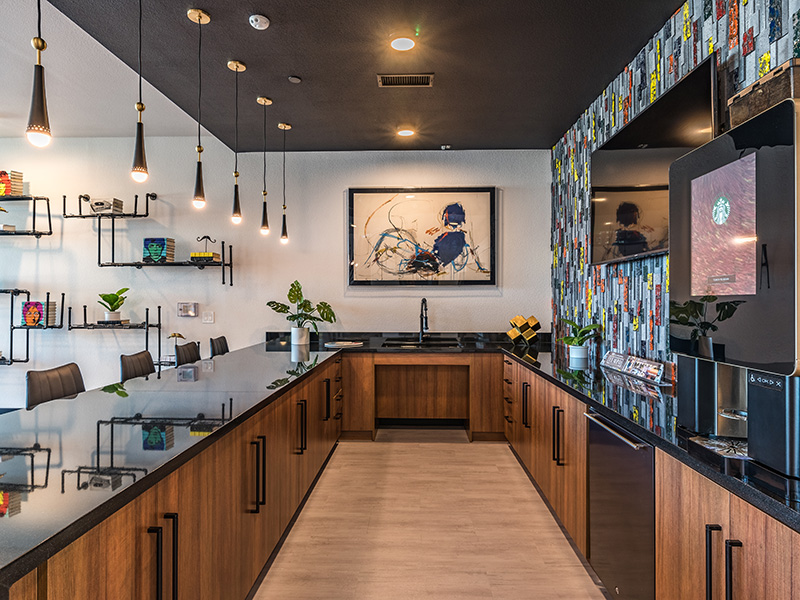 Clubhouse Kitchen | Skye at McClintock Station