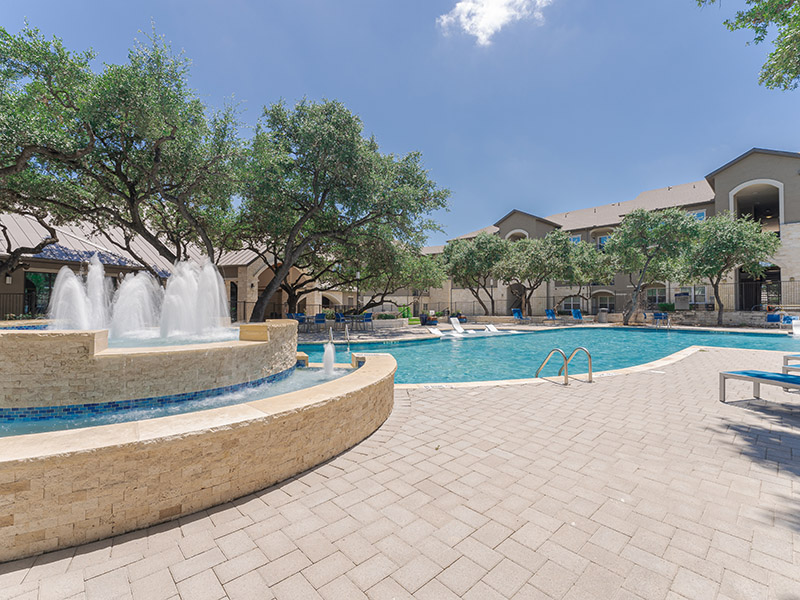 Swimming Pool | Cascadia Apartments in San Antonio, TX