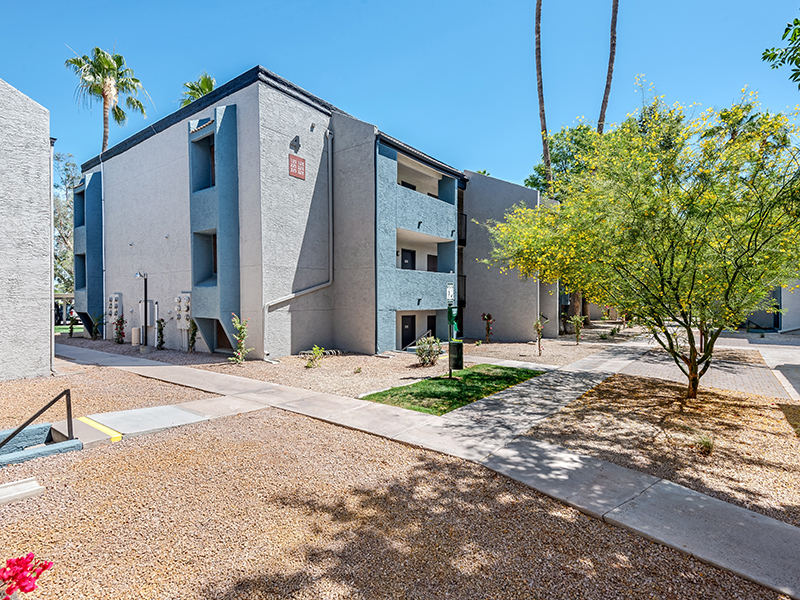 Apartment Exterior | Portola East Mesa