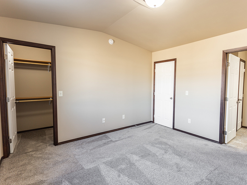 Large Bedrooms | West Pointe Commons Apartments in Sioux Falls, SD