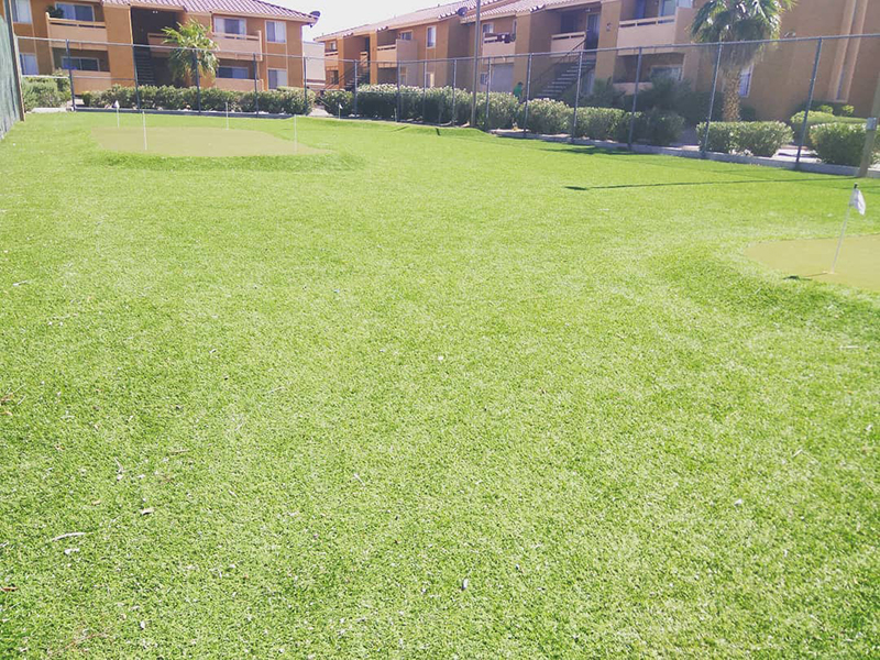 Putting Area | Gateway Villas Apartments in Las Vegas, NV