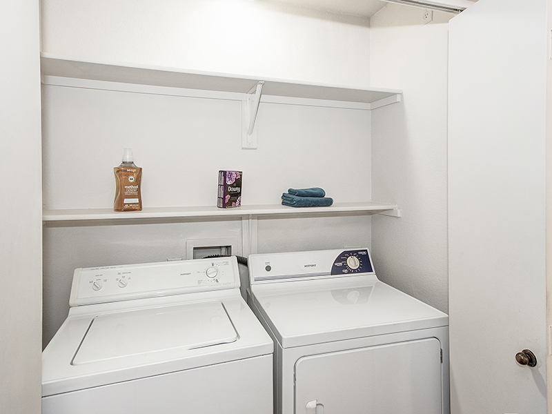 Washer & Dryer | Heritage at Deer Valley
