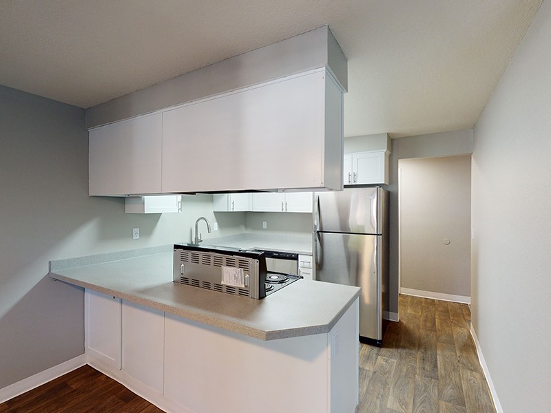 Kitchen | Silverwood Apartments in Gresham, OR