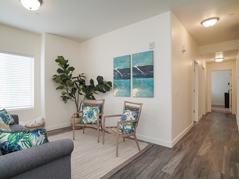 Front Room | Jaybird Apartments