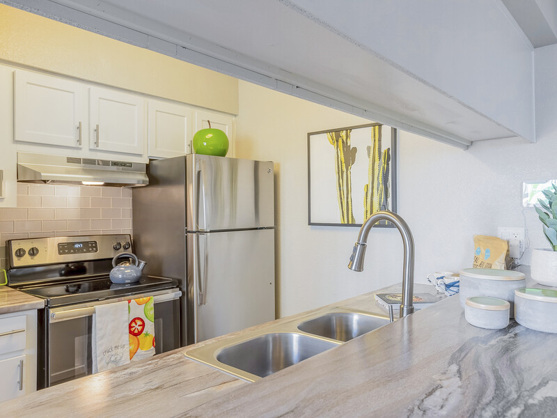 Fully Equipped Kitchen | Omnia on 8th Apartments in Tempe, AZ
