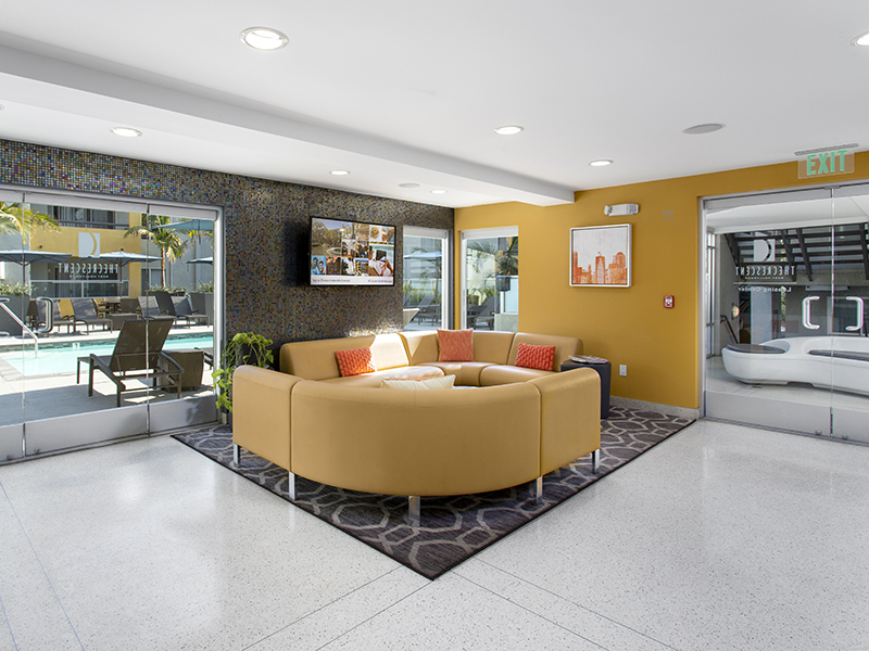 Lounge | The Crescent at West Hollywood
