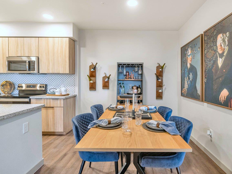 Dining Room | Grayson Place Apartments in Goodyear, AZ