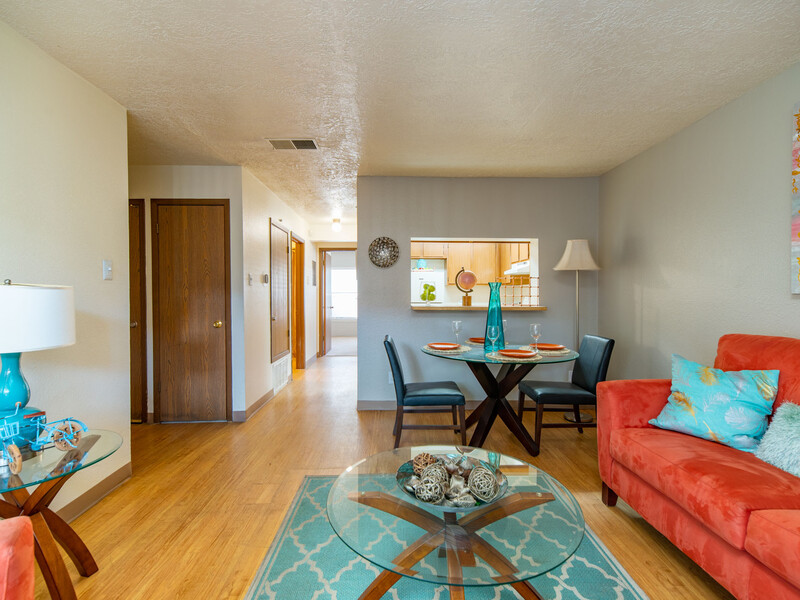 Front Room | Candlelight Square Apartments in Albuquerque, NM