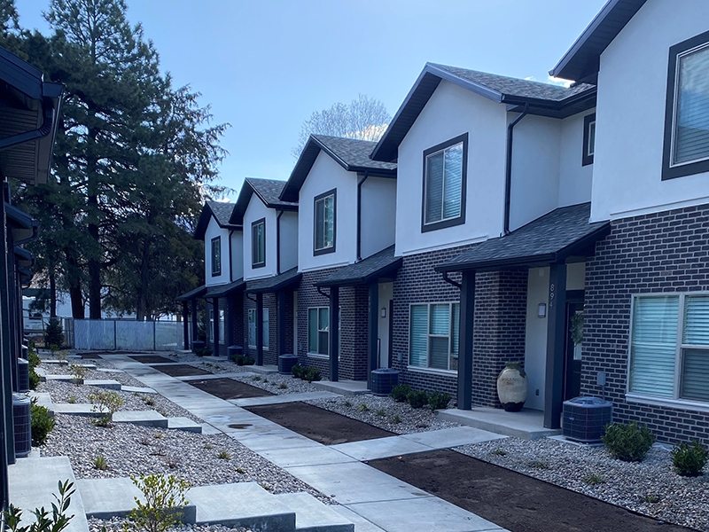 Courtyard | Foxridge Townhomes