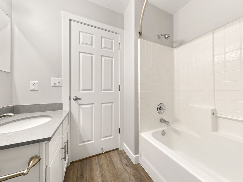 Bathroom | Oasis Palms