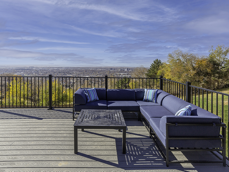 Patio Seating | Lookout Pointe Apartments in Provo, UT
