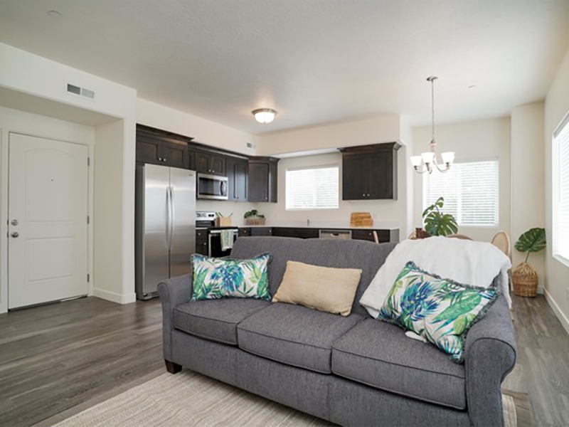 Living Room | Jaybird Apartments