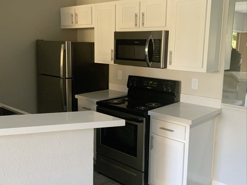 Fully Equipped Renovated Kitchen | Desert Ridge Apartments in Las Vegas, NV