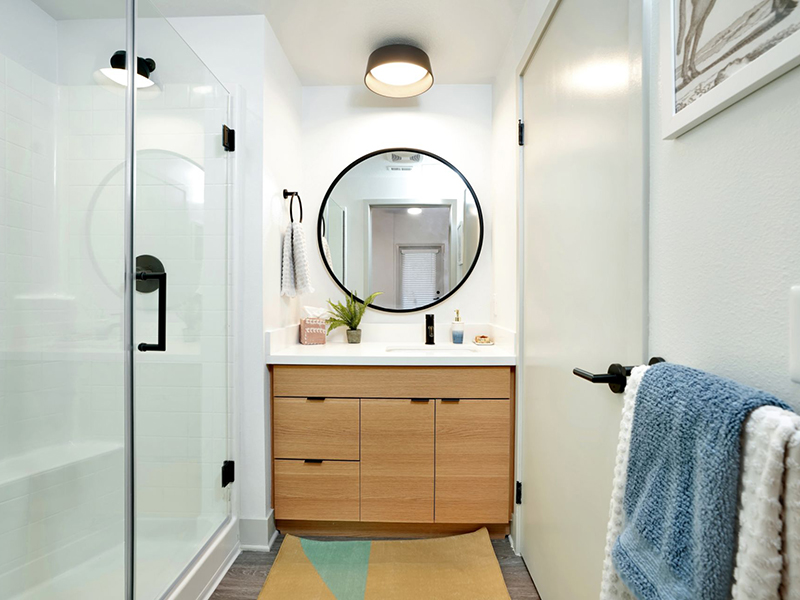 Bathroom | The Oasis Apartments