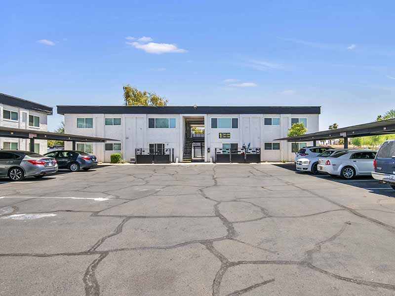 Building Exterior | 454 West Brown Apartments