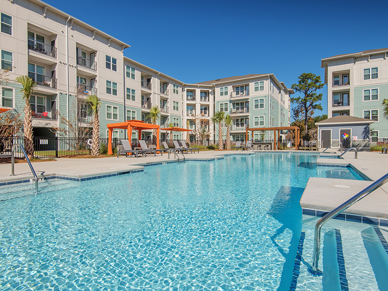 Apartments with a Pool | Atlantic on the Avenue