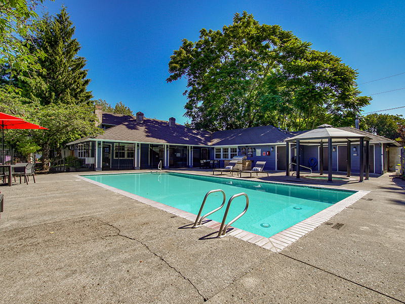 Pool | Creekside Village