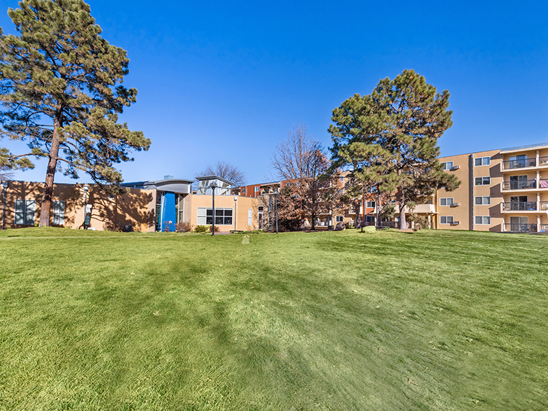 Building Exterior | Avantus Apartments in Denver, CO