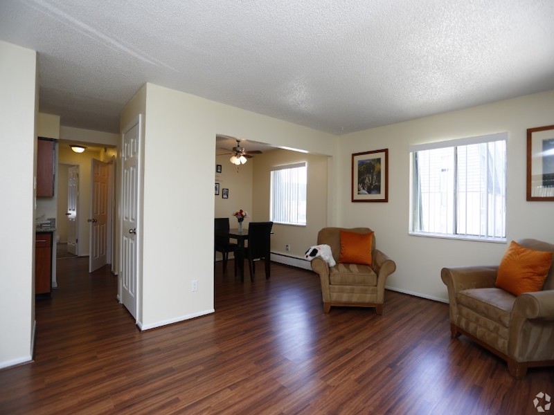 Oxford Pointe Apartments In Thornton Co Market Apartments